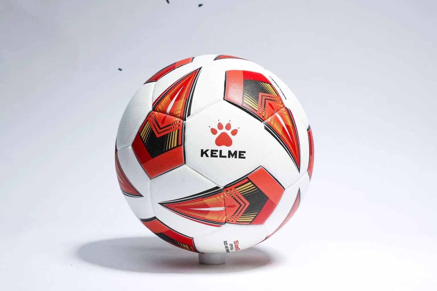 Kelme Razorclaw (Machine Stitched)